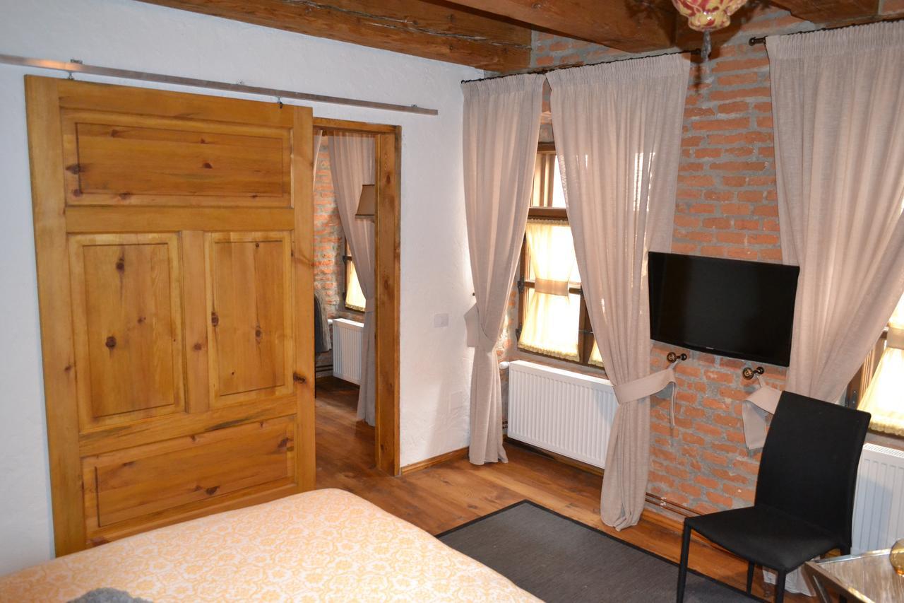 Casa Veche Aparthotel Брашов Екстериор снимка