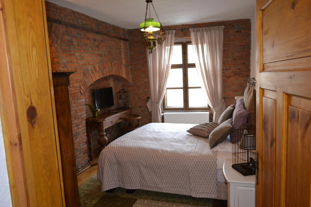 Casa Veche Aparthotel Брашов Екстериор снимка
