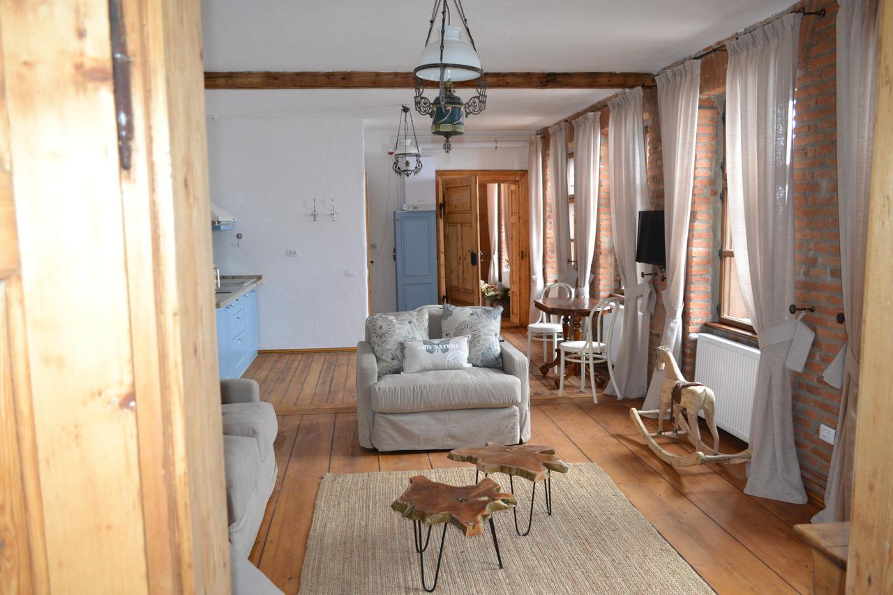 Casa Veche Aparthotel Брашов Екстериор снимка