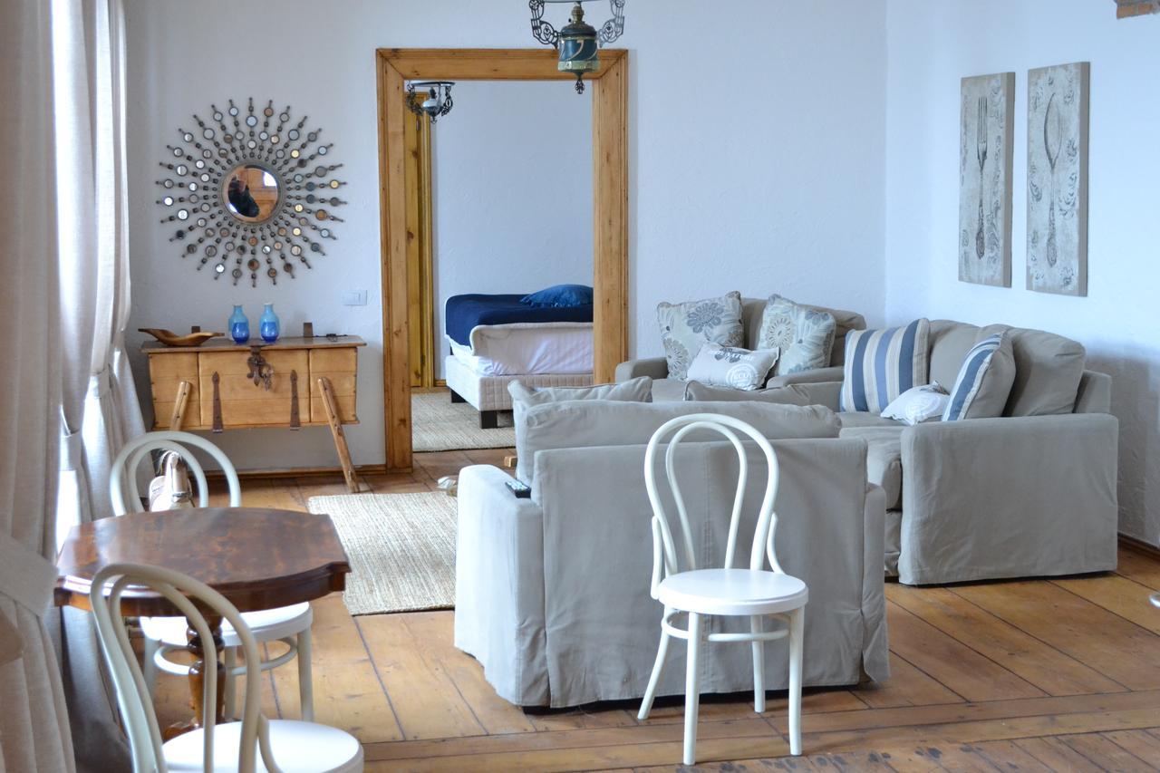 Casa Veche Aparthotel Брашов Екстериор снимка
