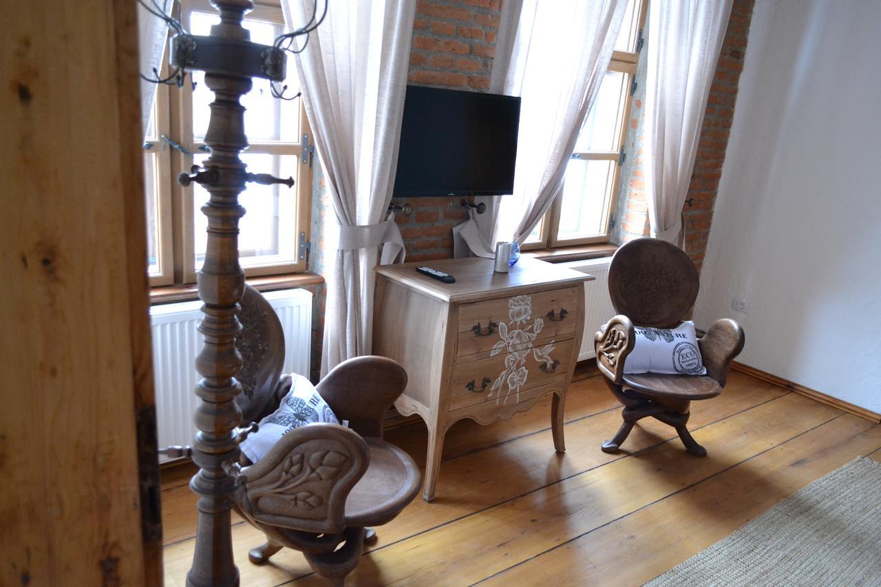 Casa Veche Aparthotel Брашов Екстериор снимка