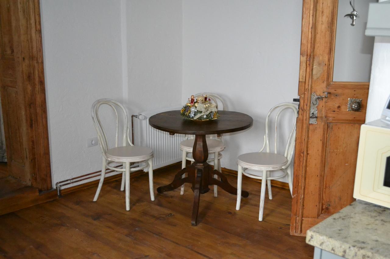 Casa Veche Aparthotel Брашов Екстериор снимка