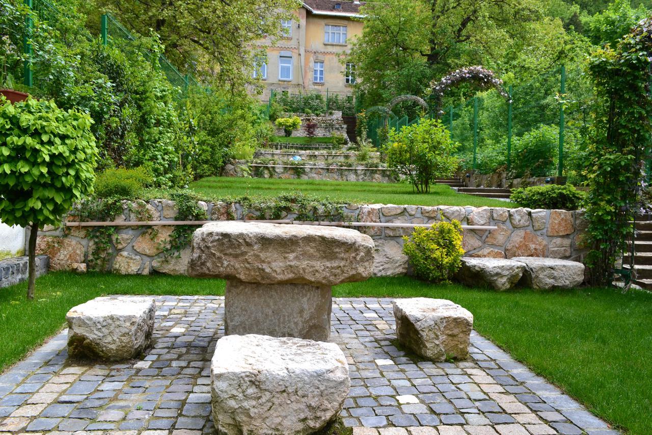 Casa Veche Aparthotel Брашов Екстериор снимка