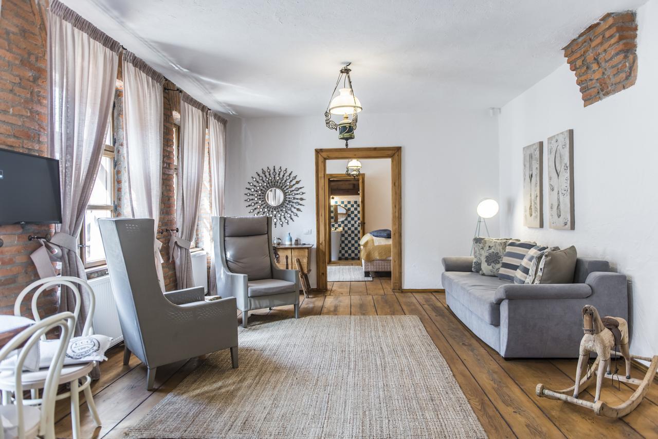 Casa Veche Aparthotel Брашов Екстериор снимка