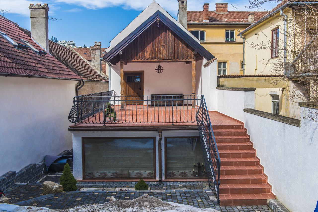 Casa Veche Aparthotel Брашов Екстериор снимка